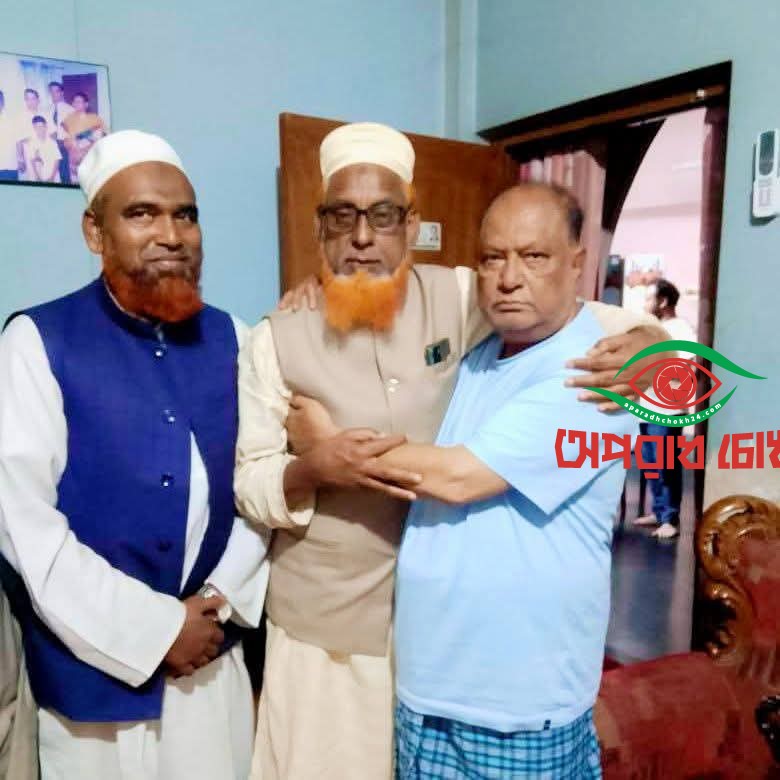 প্রতিদ্বন্দ্বী প্রার্থীকে ফুলের শুভেচ্ছা  দিলো  বিজয়ী এমপি