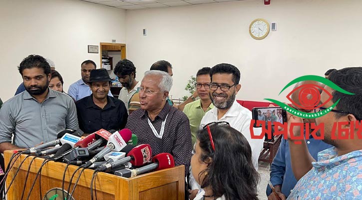 ওয়েবসাইট থেকে সরানো হলেও বিধিমালায় থাকছে নৌকা