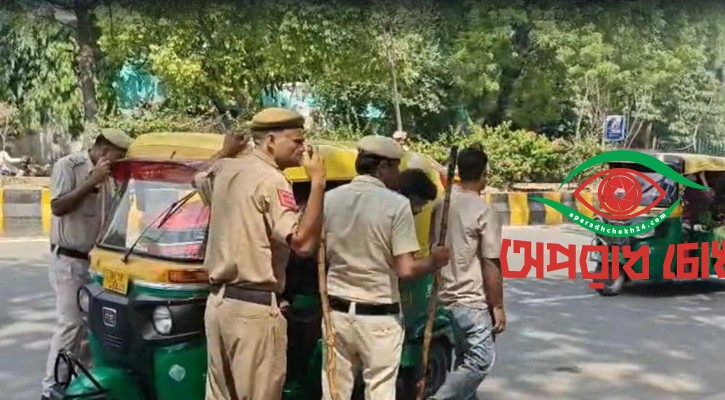 যন্তর মন্তরের পথে শিক্ষার্থীদের আটকাল দিল্লি পুলিশ