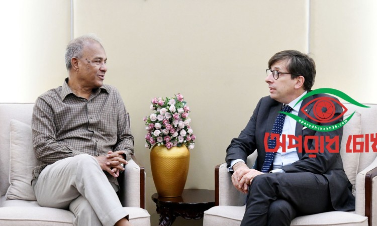  ফ্রান্সকে সহযোগিতার আহ্বান স্বরাষ্ট্র উপদেষ্টার