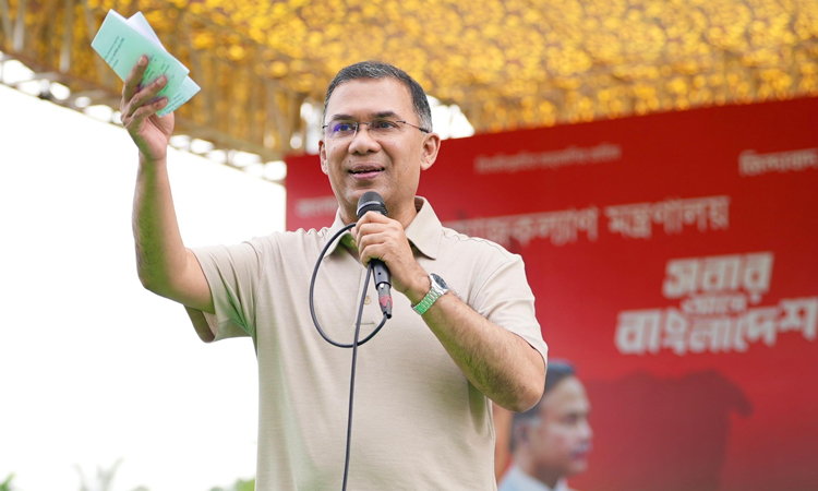 ‘সরকারকে সময় দেওয়া যাবে  না’ তাদের বিষয়ে সতর্ক থাকুন
